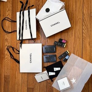 CHANEL CHARMER & LAGUNE nail polishes BNIB + COMETE fragrance sample w/ star etc